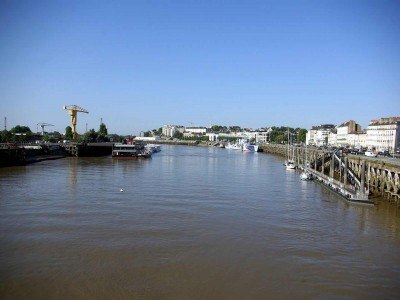 Nantes - Ponton Belem